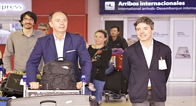  Crisis Diplomática: Diplomáticos Argentinos Salieron de Venezuela Tras un Difícil Viaje