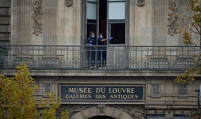Audaz Robo en París: Joyas de la Corona Robadas del Louvre
