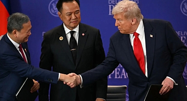 Trump Lanza Iniciativas Comerciales y de Paz en su Gira Asiática: Acuerdos Regionales desde Malasia