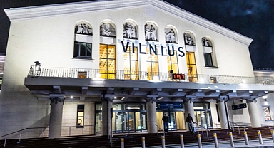 Amenaza de Globos en el Aeropuerto de Vilna: Vuelos Suspendidos Durante Horas