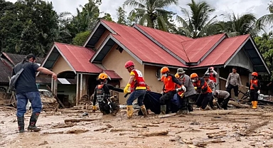 Gran inundación en Indonesia deja a cientos de miles sin hogar
