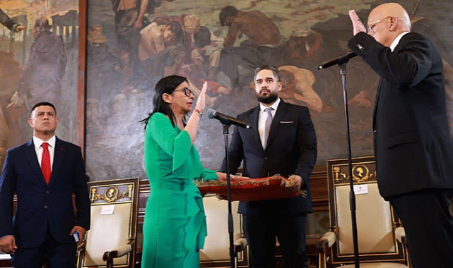 Delcy Rodríguez asume la Presidencia Encargada de Venezuela