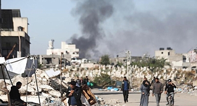 Las fuerzas de ocupación continúan violando el alto el fuego y reanudan los ataques aéreos contra Gaza